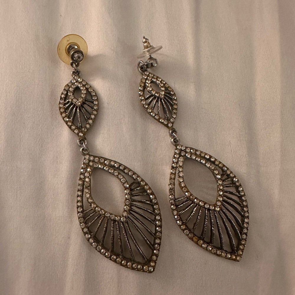 Light cocktail fancy earrings